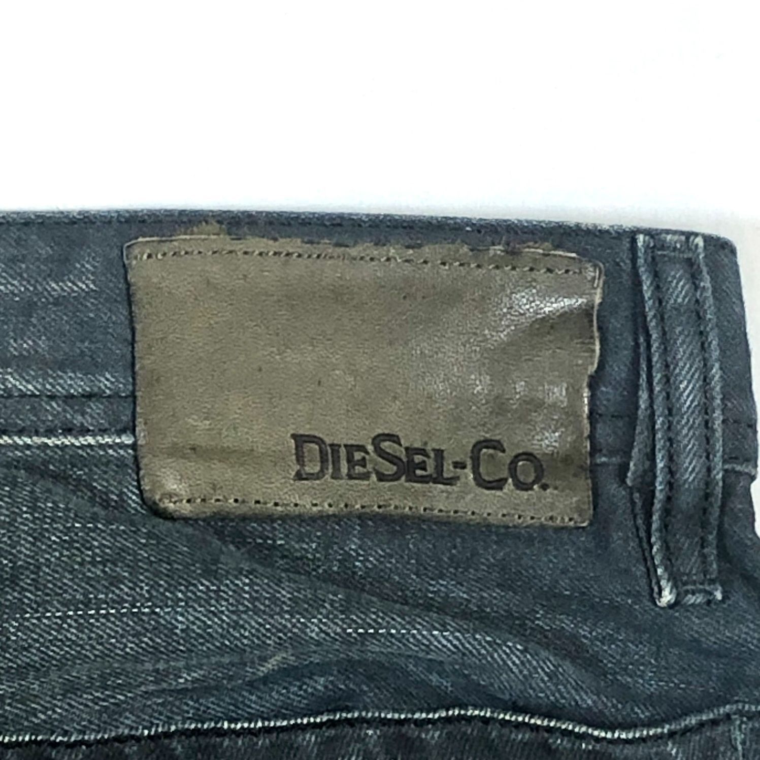 即決☆DIESEL☆W30 ディーゼル BRADDOM デニムパンツ メンズ