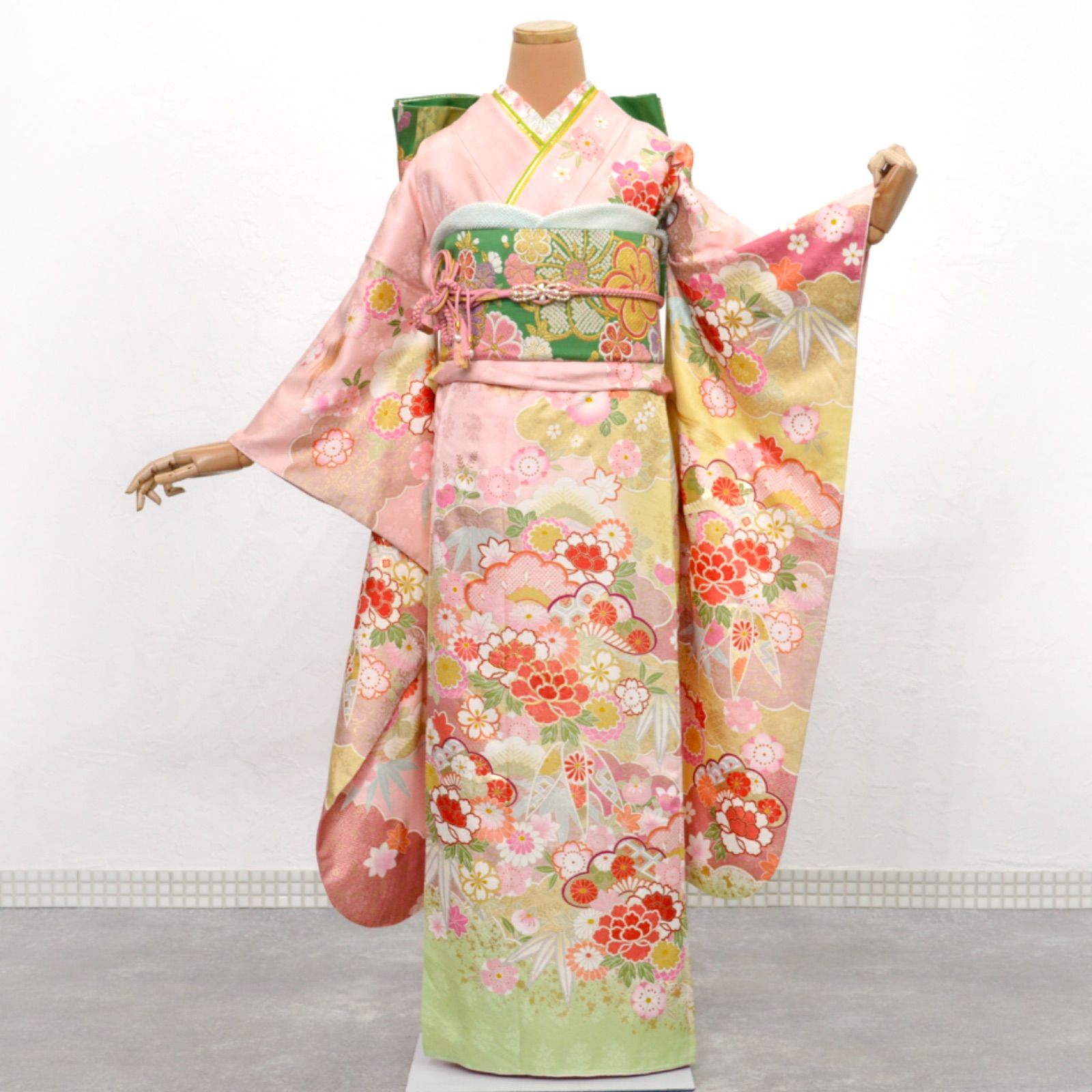 美品》正絹 振袖フルセット S〜Mサイズ 成人式 振袖セット 金駒刺繍