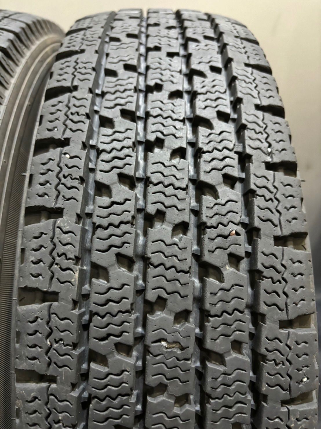 ★155/80R14 88/86N LT TOYO/DELVEX 935 21年製 トヨタ 純正 スチール 14インチ 5J +39 100 4H スタッドレス 4本 サクシード (南6-G815)