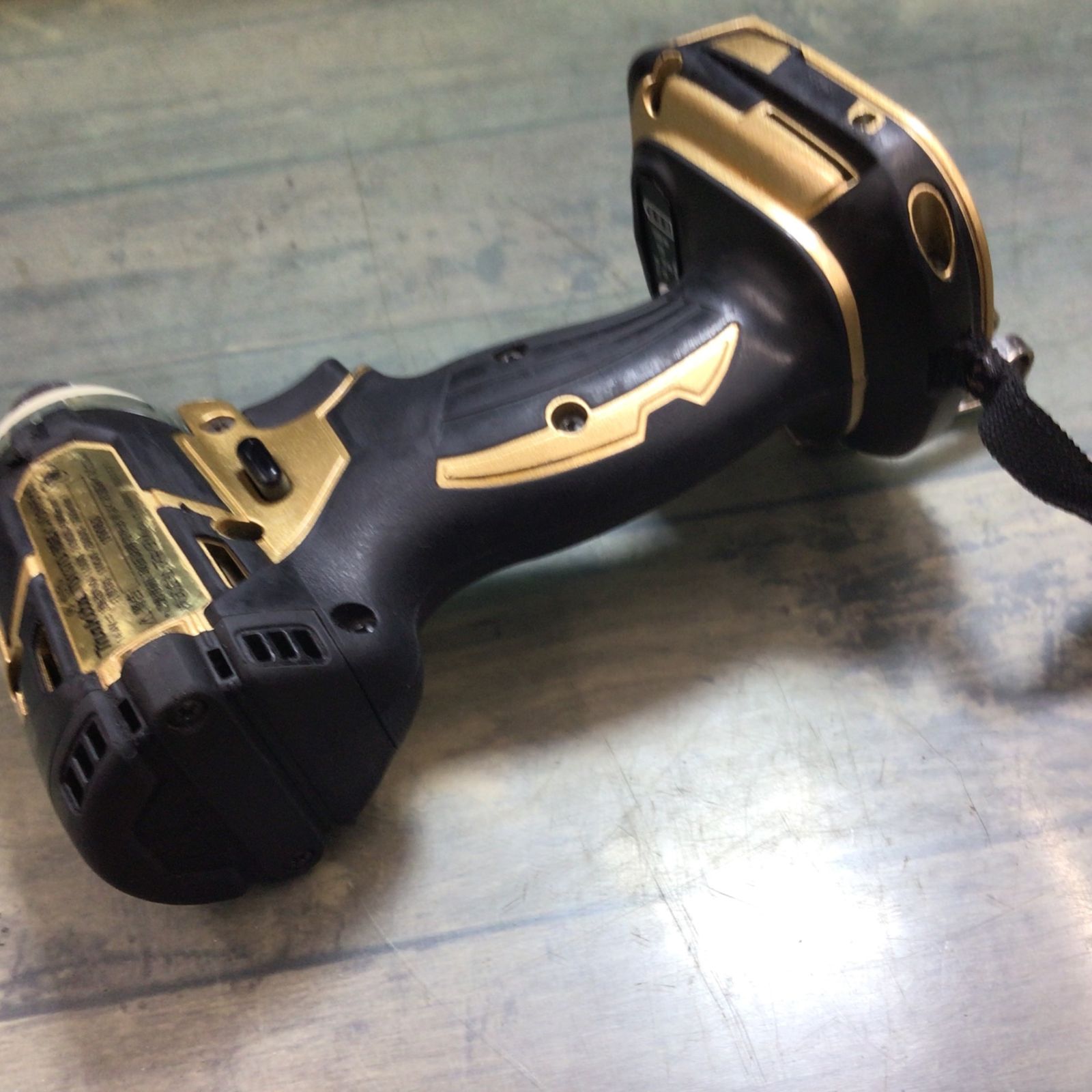 マキタ(makita) コードレスインパクトドライバ 14.4V ゴールド マキタ(makita) コードレスインパクトドライバ 14.4V ゴールド