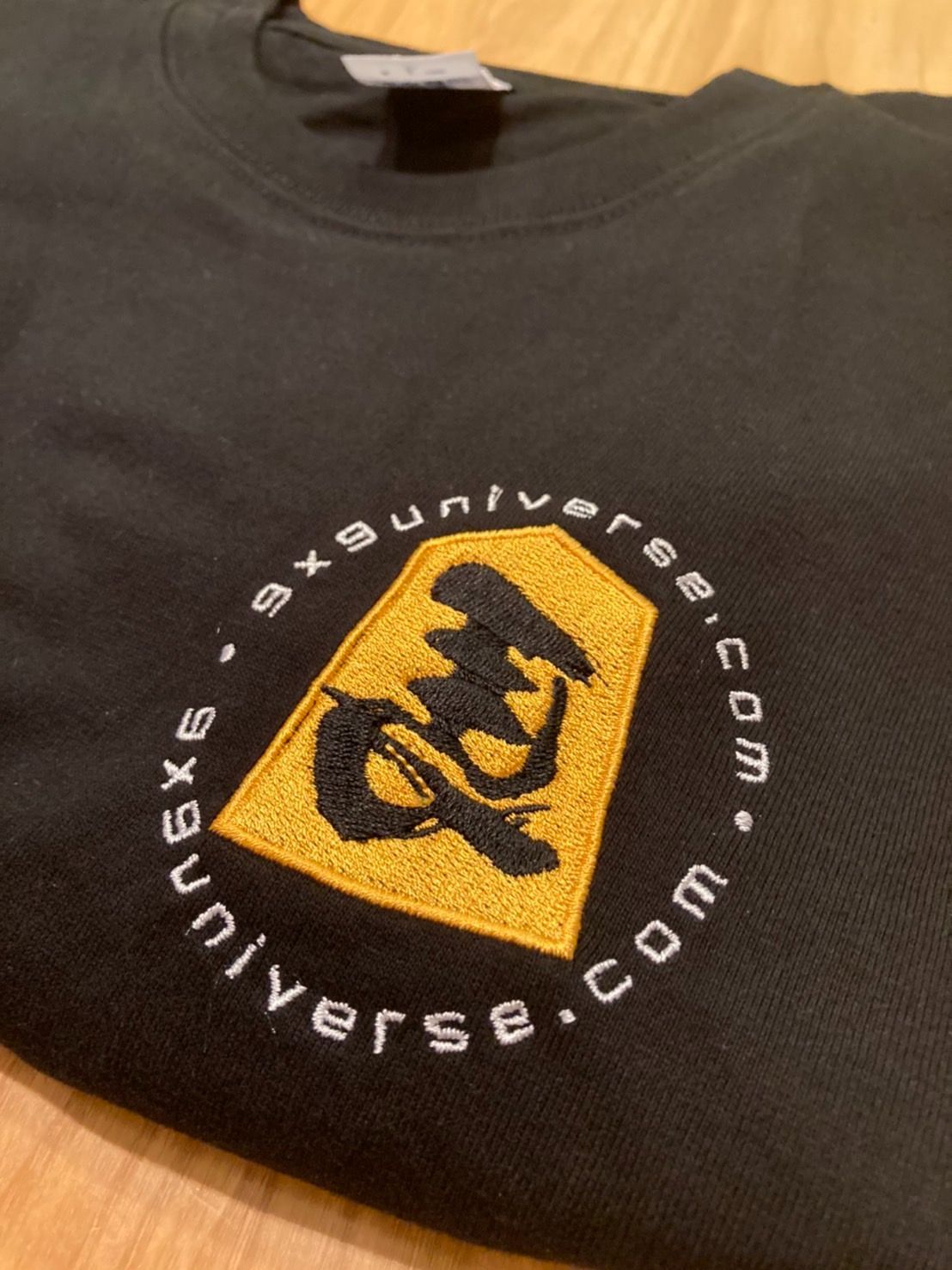 囲碁将棋 ロゴTシャツ 黒 Mサイズ 新品未使用 漆黒の将棋宇宙を舞う左馬 刺繍半袖Tシャツ - メルカリ