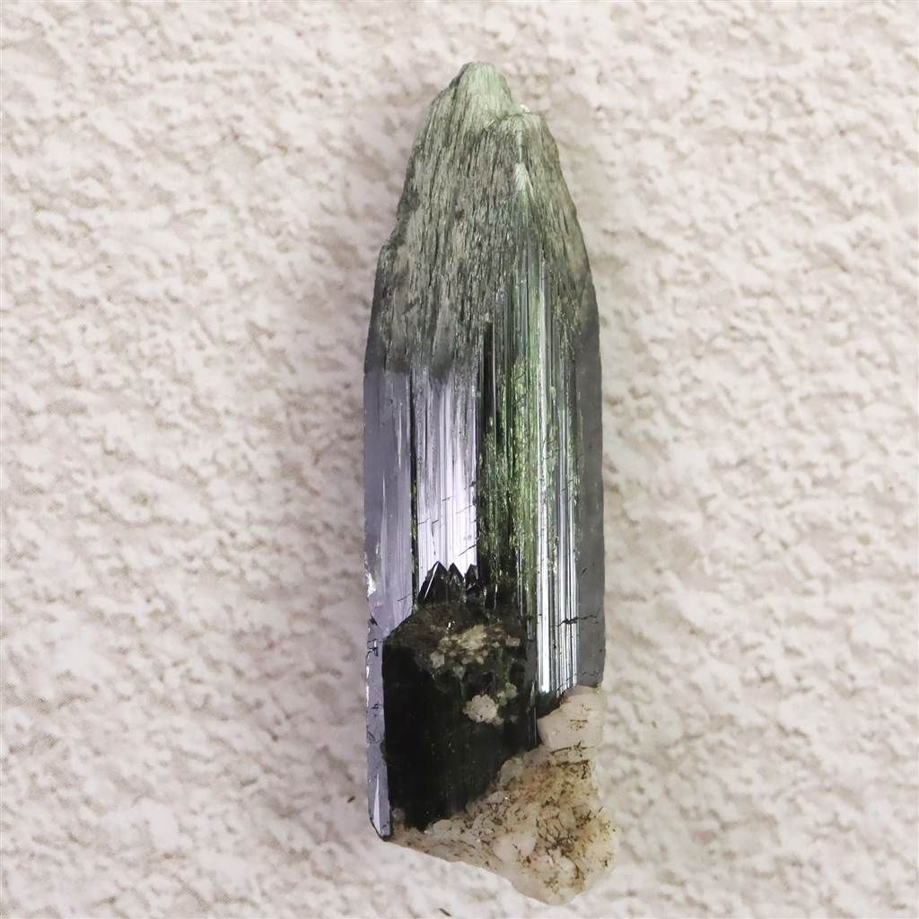 ザギマウンテン産 41mmエジリン輝石 6.42g 榎本通商30298