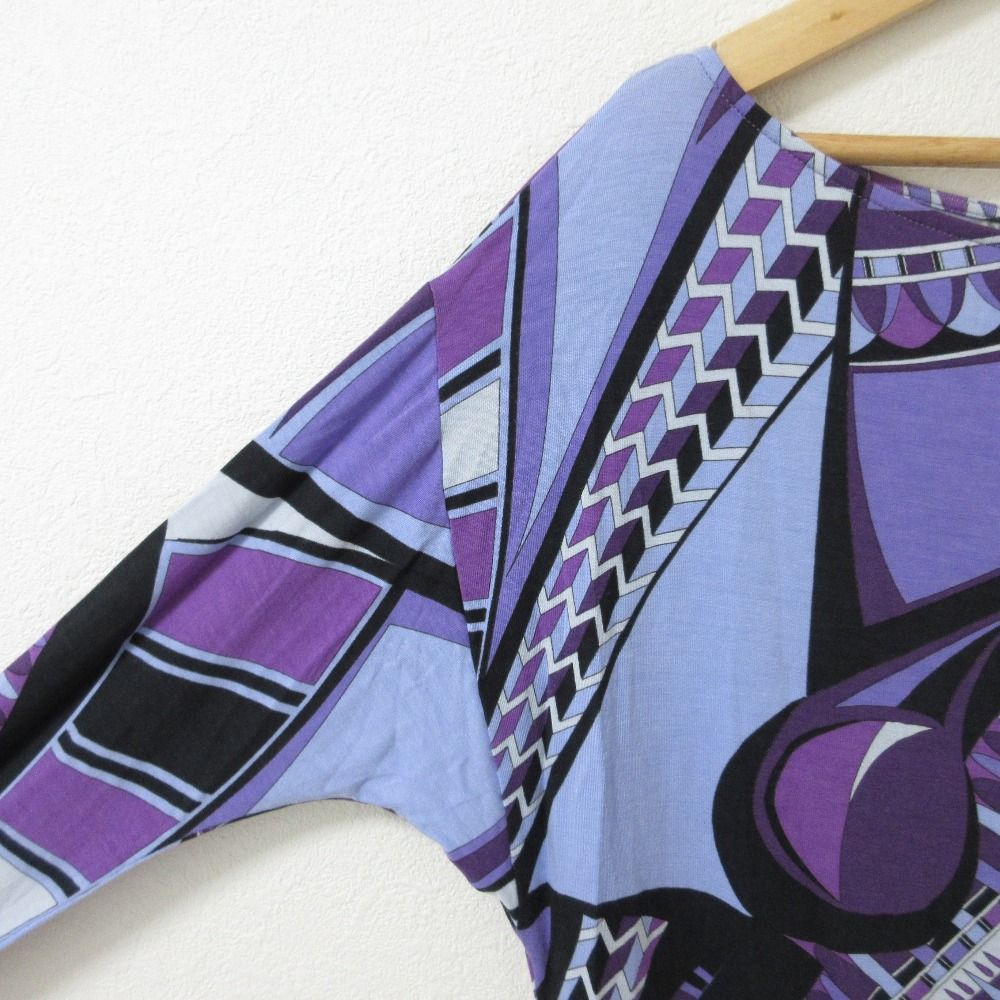 【美品】EMILIO PUCCI プッチ柄 グリーン ロングワンピース 美品】EMILIO PUCCI プッチ柄 グリーン ロングワンピース - メルカリ
