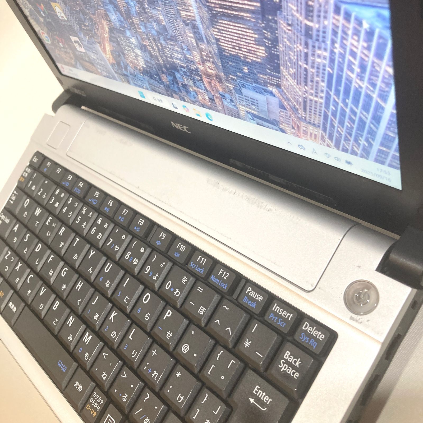 初心者向✨快速i5・コンパクト◇シルバー◇すぐ使えるノートパソコン◇D292-3 初心者向✨快速i5・コンパクト◇シルバー◇すぐ使えるノート