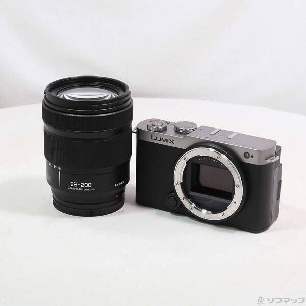 【新品未使用】LUMIX DC-S9H-S シルバー 高倍率ズームレンズキット 新品)Panasonic (パナソニック) LUMIX S9 高倍率ズームレンズ