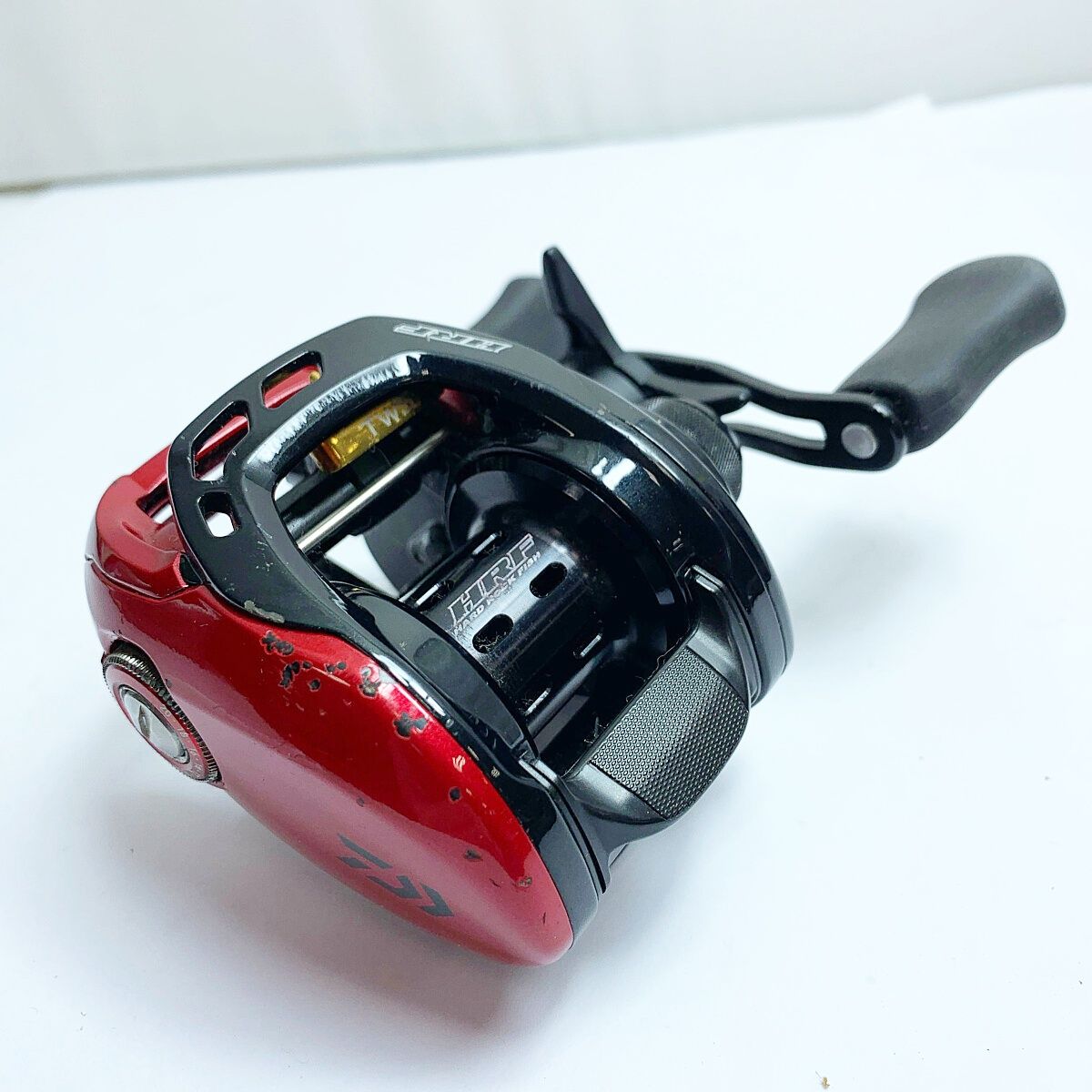 ★★DAIWA ダイワ TWS ベイトリール　HRF PE 7.3R-TW 剥がれあり　本体のみ