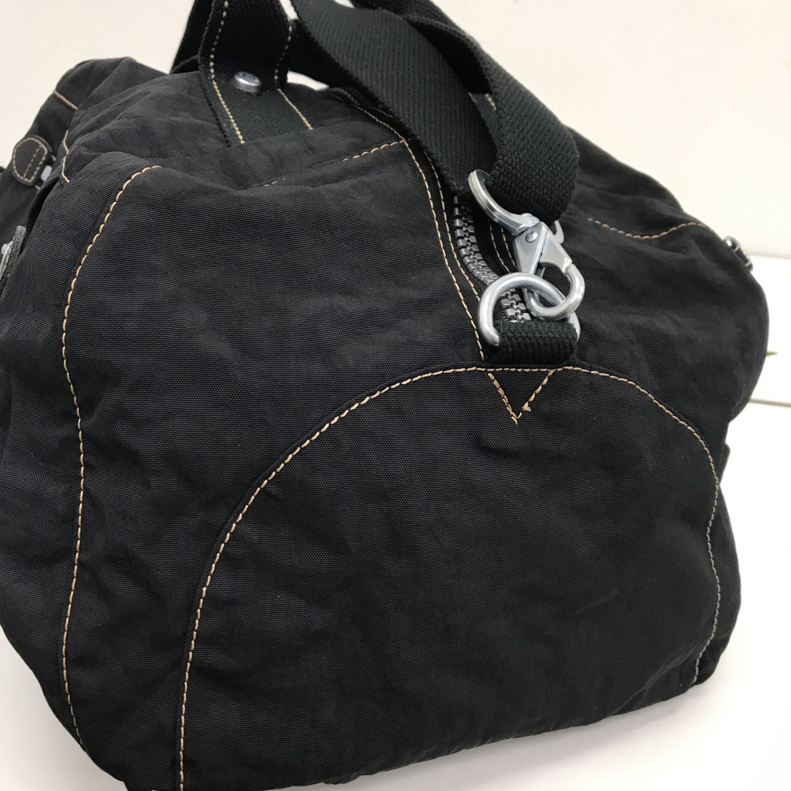 新品 未使用 ARMANI COLLEZIONI ボストンバッグ-