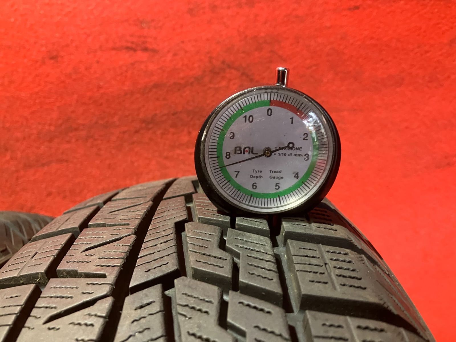 スタッドレスタイヤ 165 60R15 YOKOHAMA iG70 4本SET