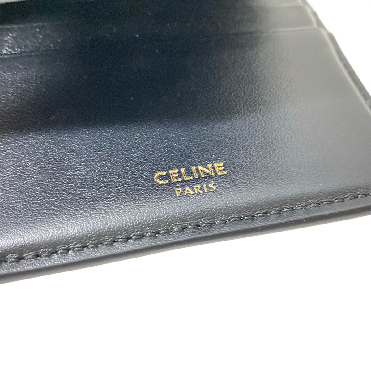 トリフォールドウォレット