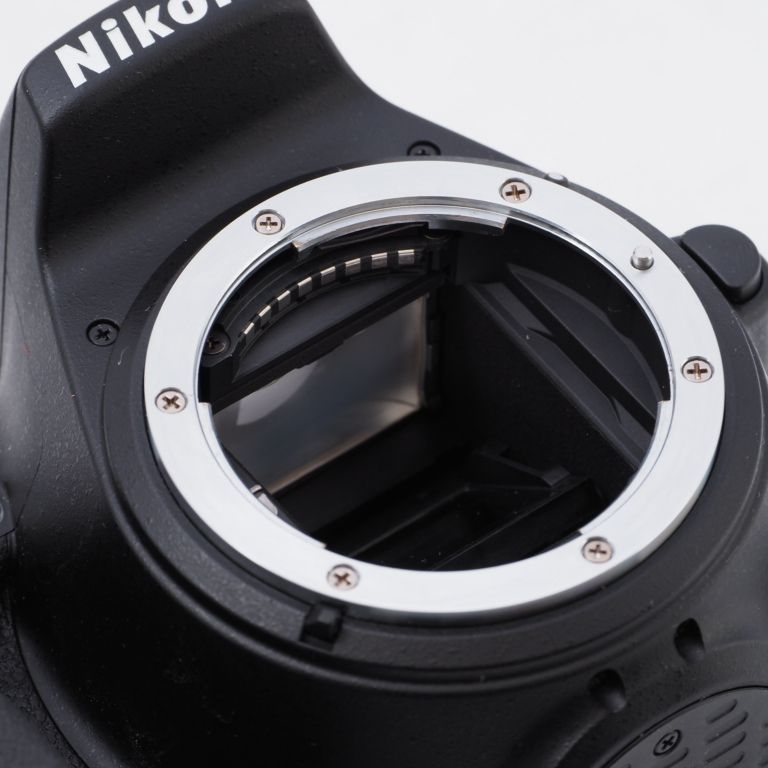 Nikon ニコン デジタル一眼レフカメラ D5600 18-140 VR レンズキット ブラック D5600LK18-140BK カメラ本舗｜ Camera honpo メルカリ