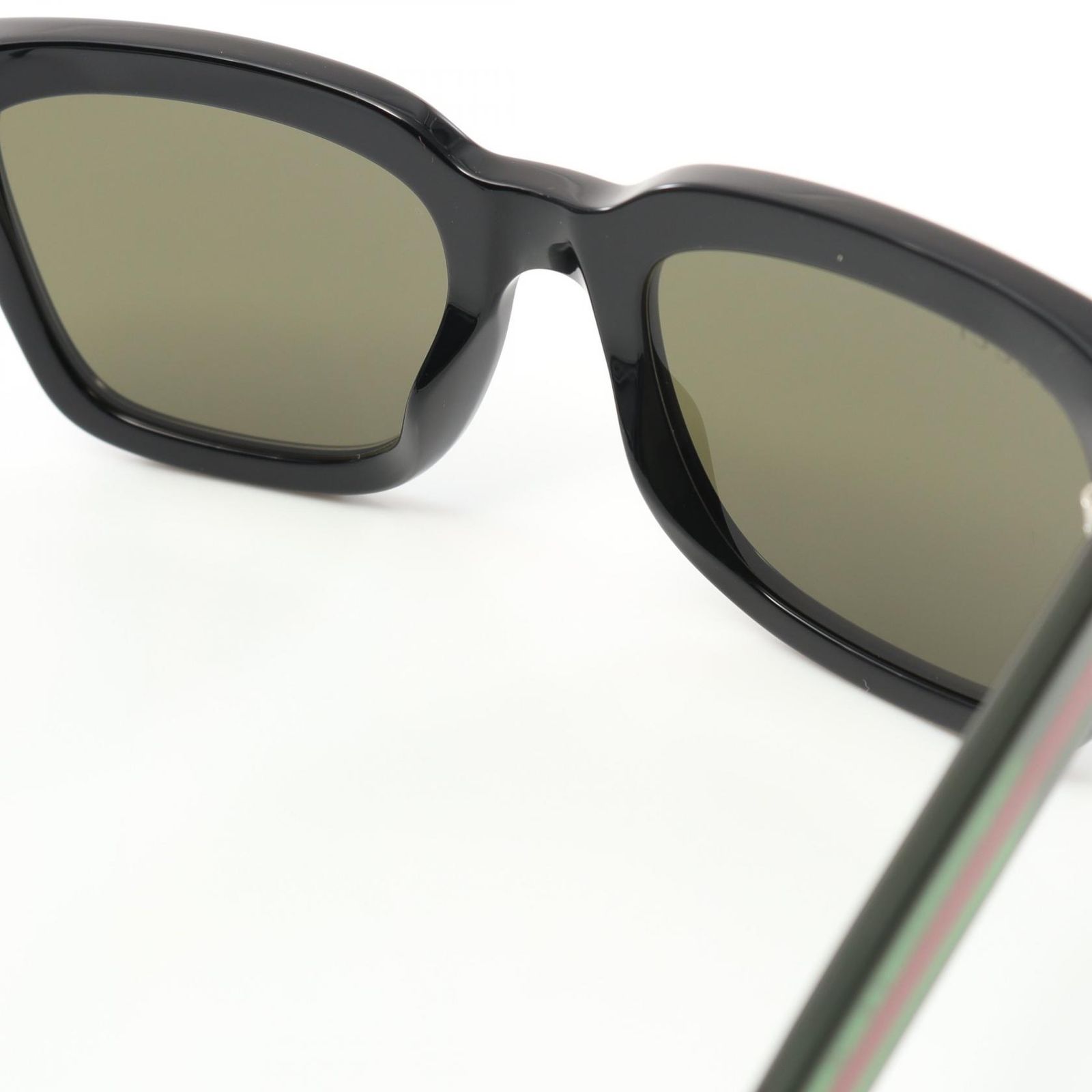 グッチ GUCCI サングラス 0001SN002 ブラック/グリーン/レッド その他 