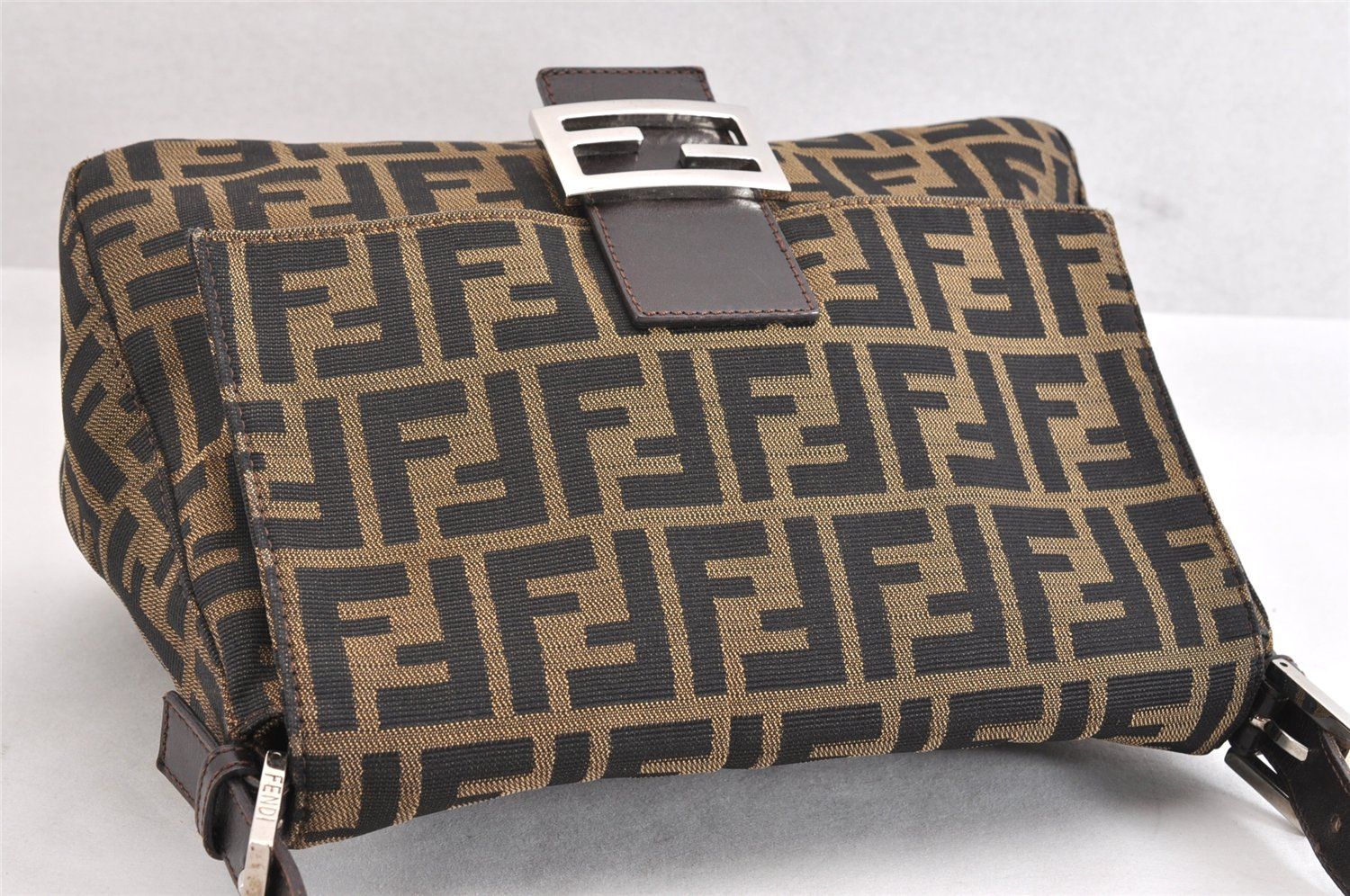 フェンディ FENDI ショルダーバッグ ズッカ キャンバス マンマ