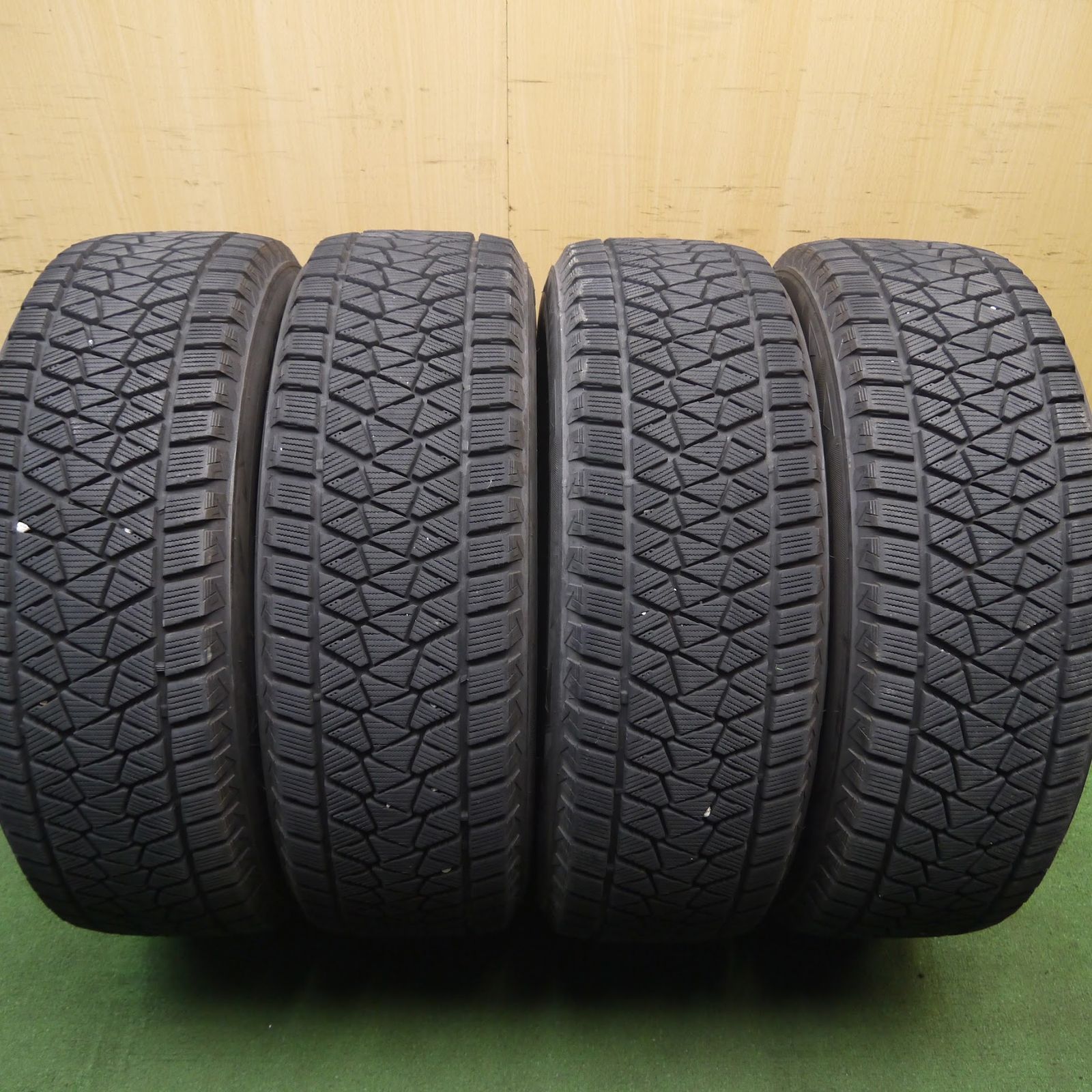 送料無料]バリ溝！8.5分☆スタッドレス 225/65R17 ブリヂストン ブリザック DM-V2 タイヤ 17インチ エクストレイル ハリアー  ヴァンガード RAV4 等☆3072406Hスタ - メルカリ