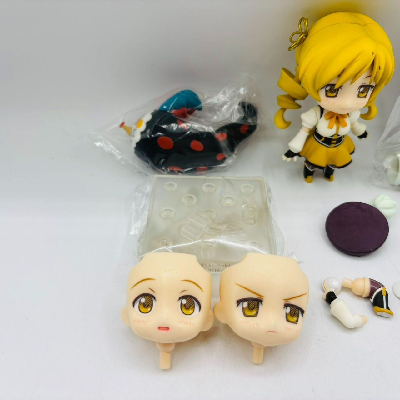 魔法少女まどか☆マギカ　巴マミねんどろいどフィギュア ねんどろいど 巴マミ 制服Ver.