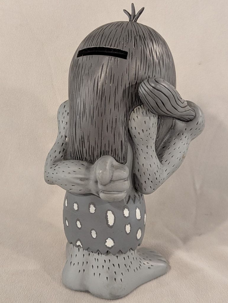 SKETCH JUNK YARD Caveman 貯金箱 JUNKYARD CAVEMANソフビ貯金箱(グレー版) - メルカリ