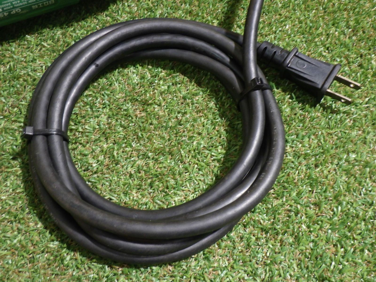 研磨作業に HiKOKI