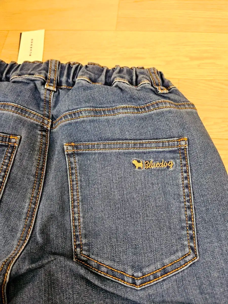 ワイドパンツ