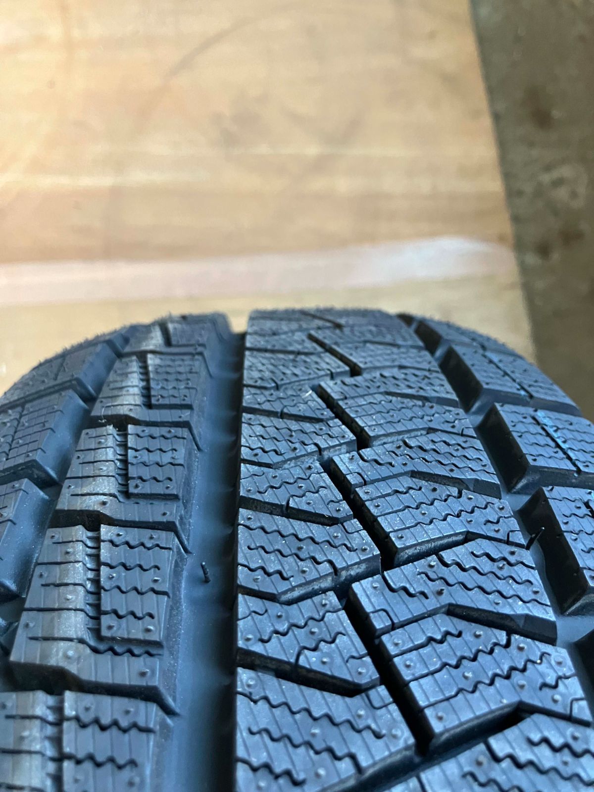 人気ブランドの新作も！ ピレリ 185 60R15 スタッドレス 2019年製 2本セット 新ルールOK