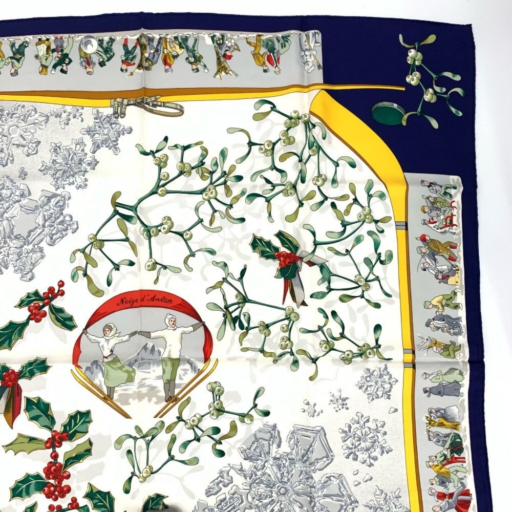 Hermes エルメス カレ90 Neige d'Antan 去年の雪 スカーフ