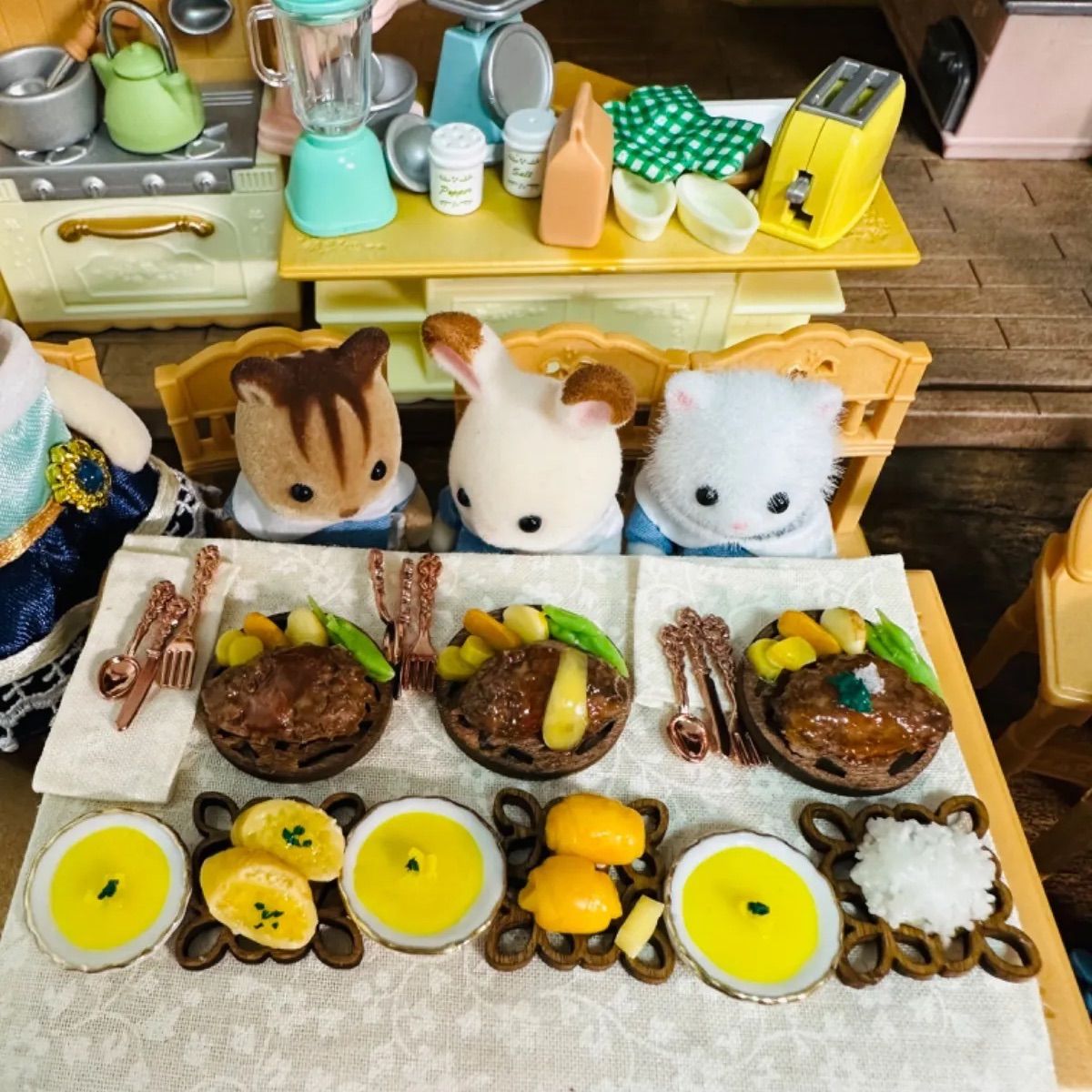 ミニチュアフード⭐️シルバニアファミリー⭐️ハンバーグステーキ3種