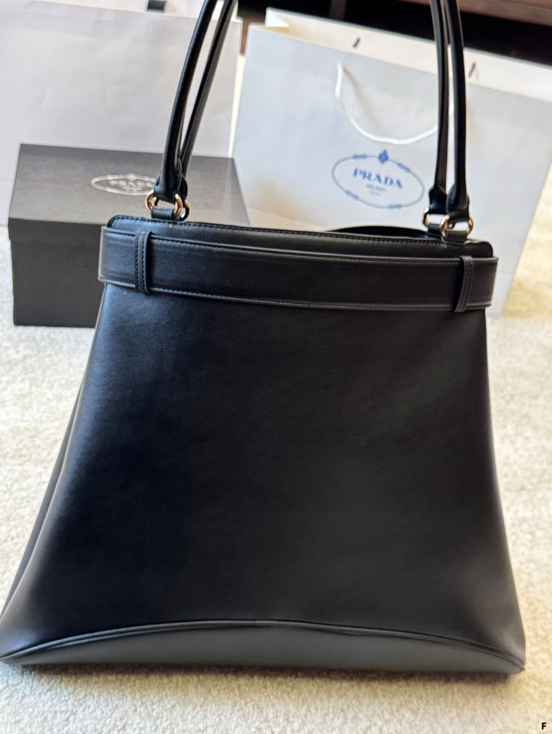PRADA ブラック ハンドバッグ限定品新品未使用25万円 楽天市場