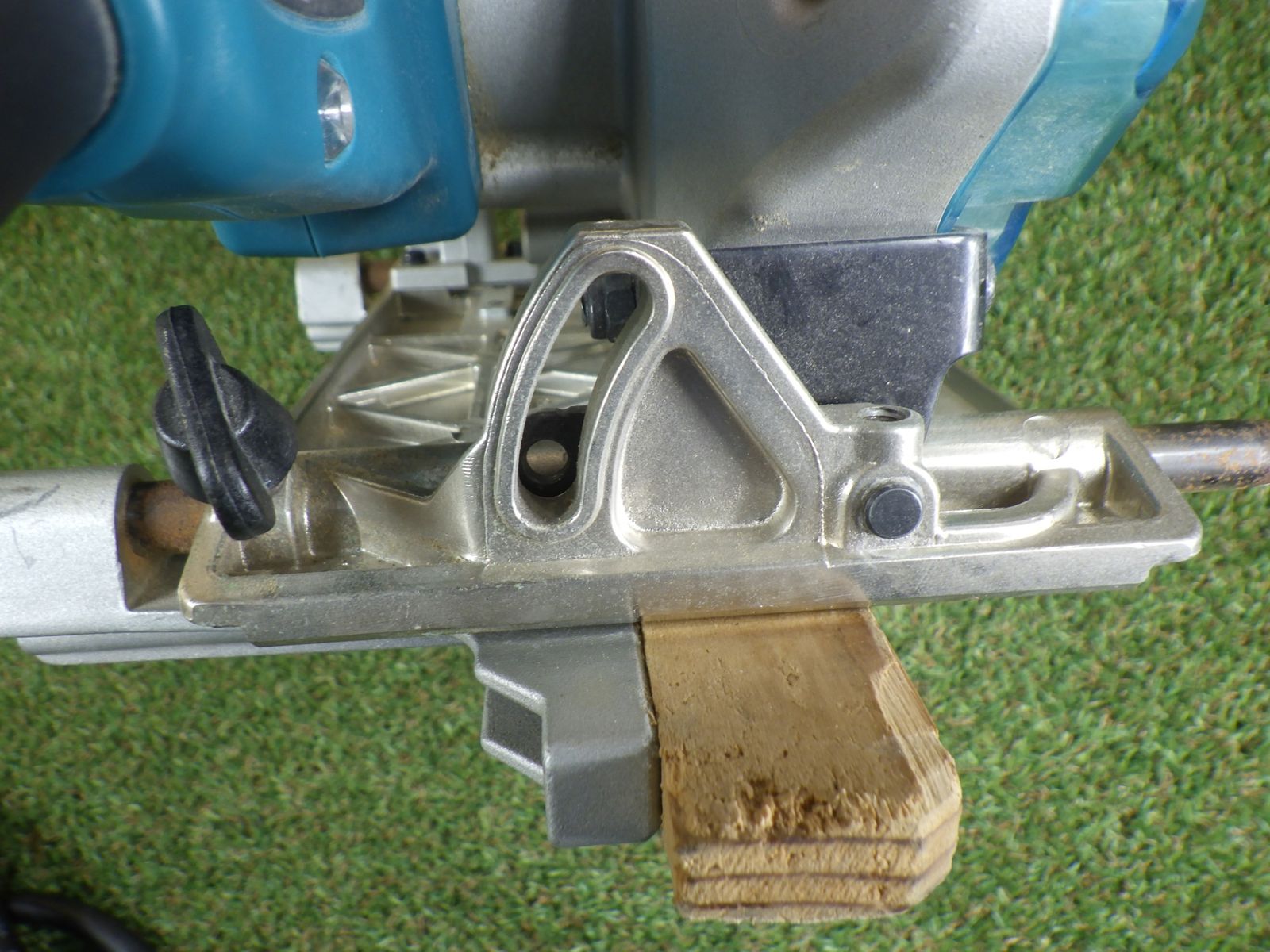 木材の溝切りに マキタ 小型ミゾキリ 3005BA ベースのねじが1本違います コード式 現状お渡し 電動工具 品 HRDEVELOPMENT_JP