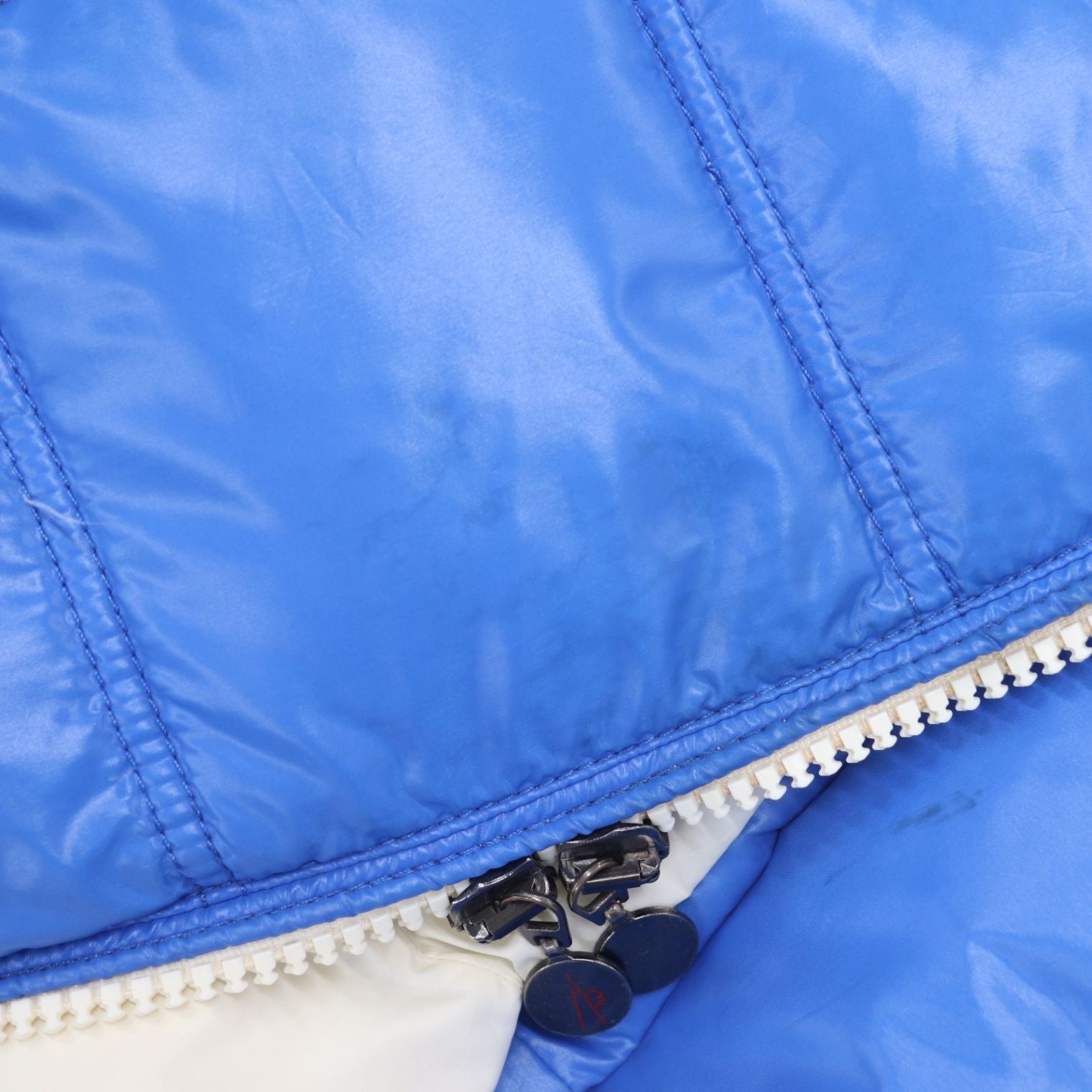 ITFPP6SSUD7C 並行輸入品 MONCLER モンクレール エリック メンズ サイズ1 青白 41321 アウター ダウンジャケット ITFPP6SSUD7C 並行輸入品 MONCLER モンクレール エリック メンズ