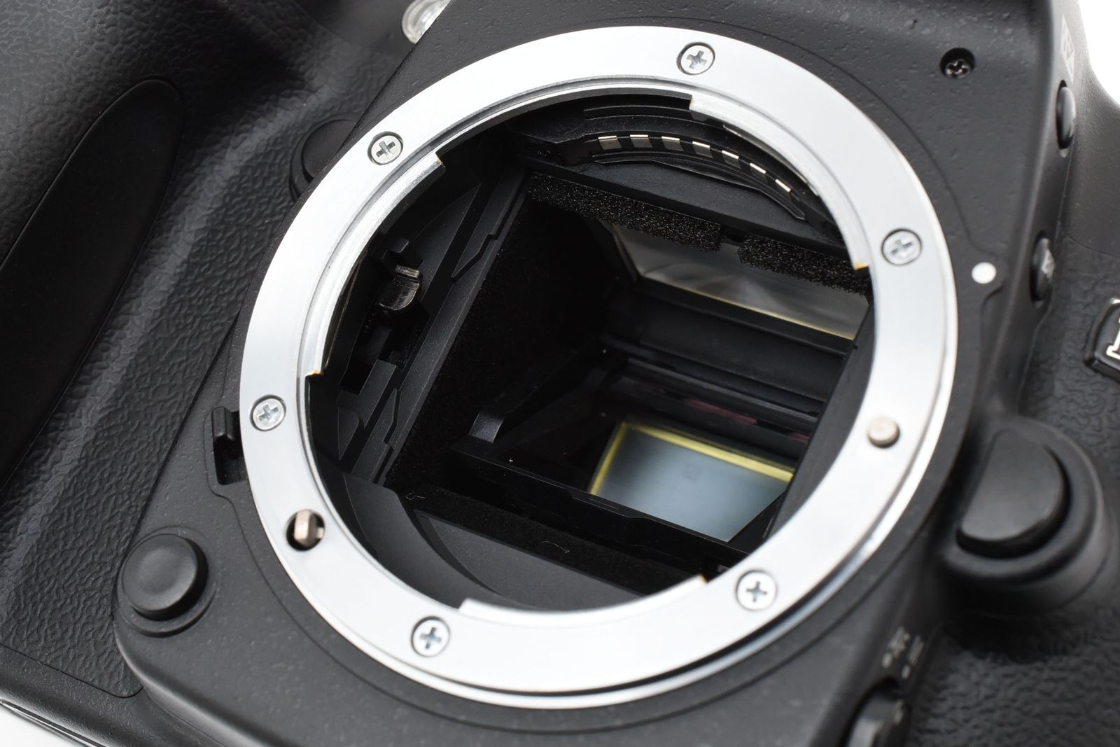 美品 Nikon D80 希少 CCDセンサー 搭載 ボディ 本箱 #8373 美品 Nikon D80 希少 CCDセンサー 搭載 ボディ 本箱 #8373