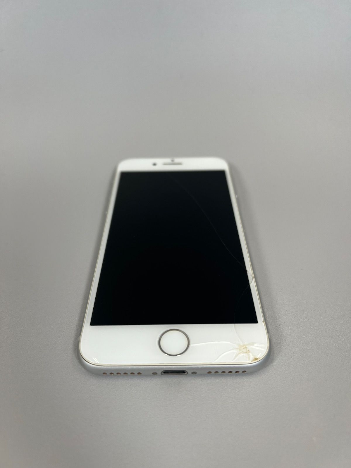 iPhone 8 256 GB シルバー ジャンク - メルカリ