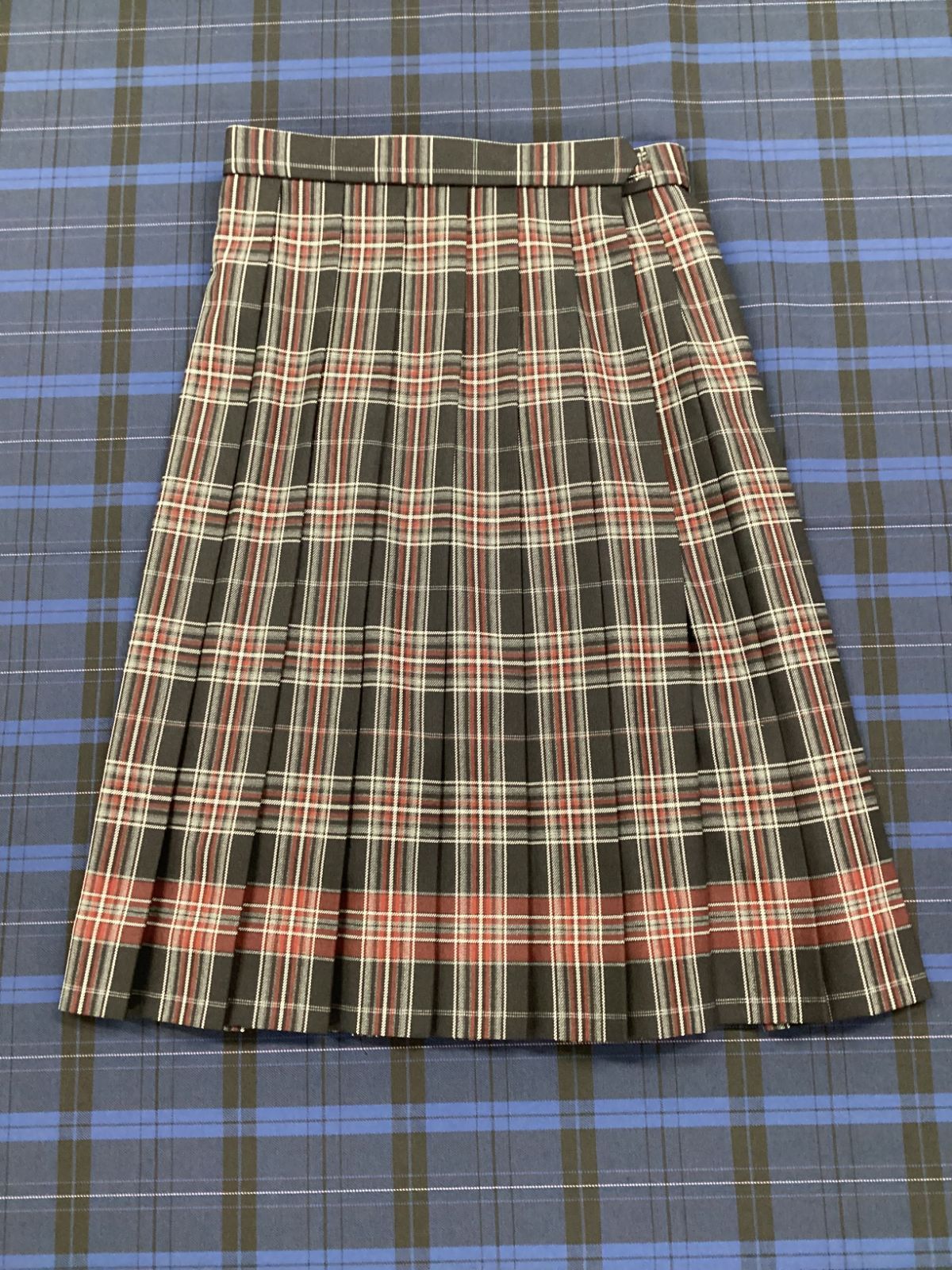 スクールスカート