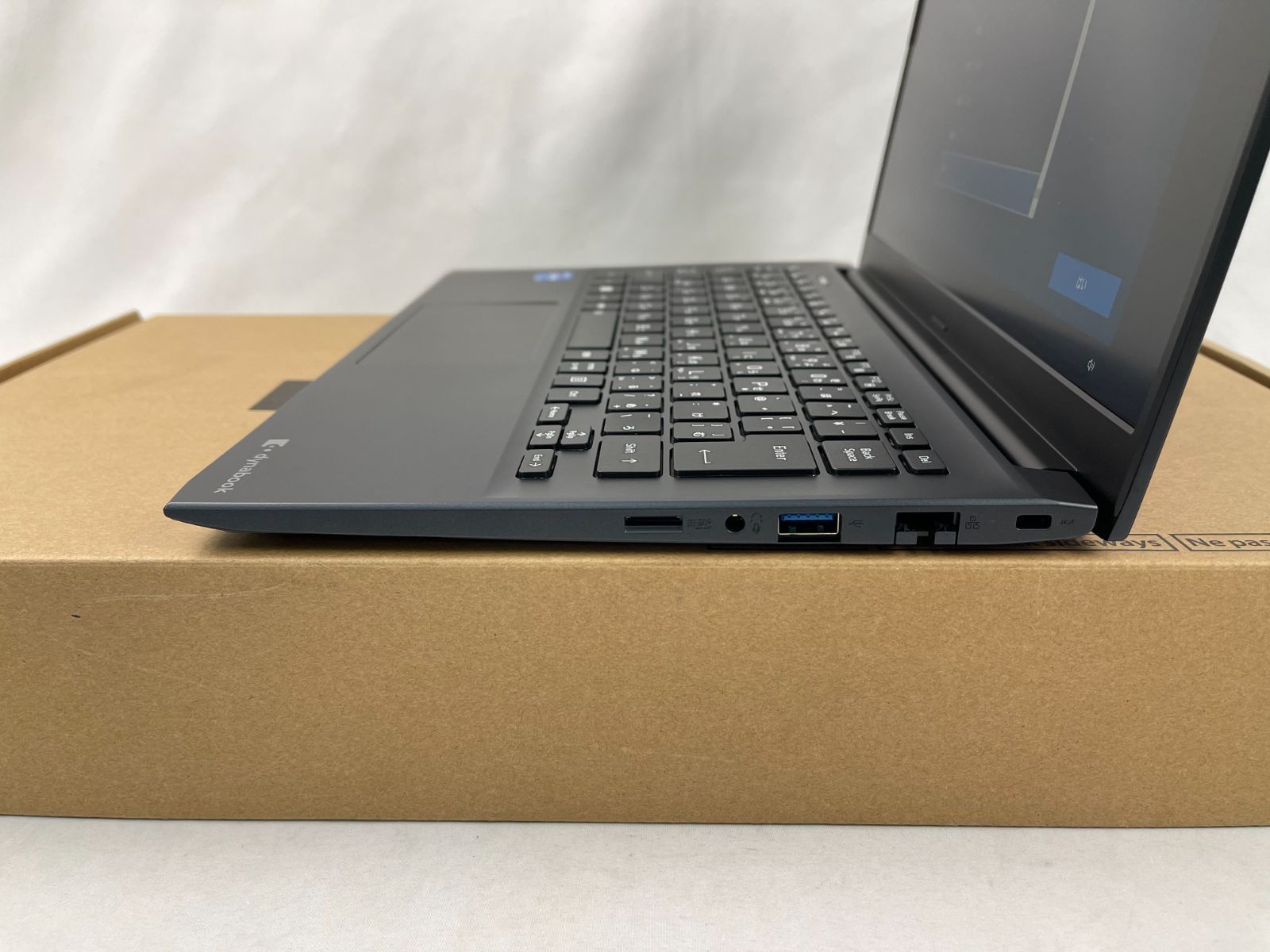 Win10 ビジネスノート
