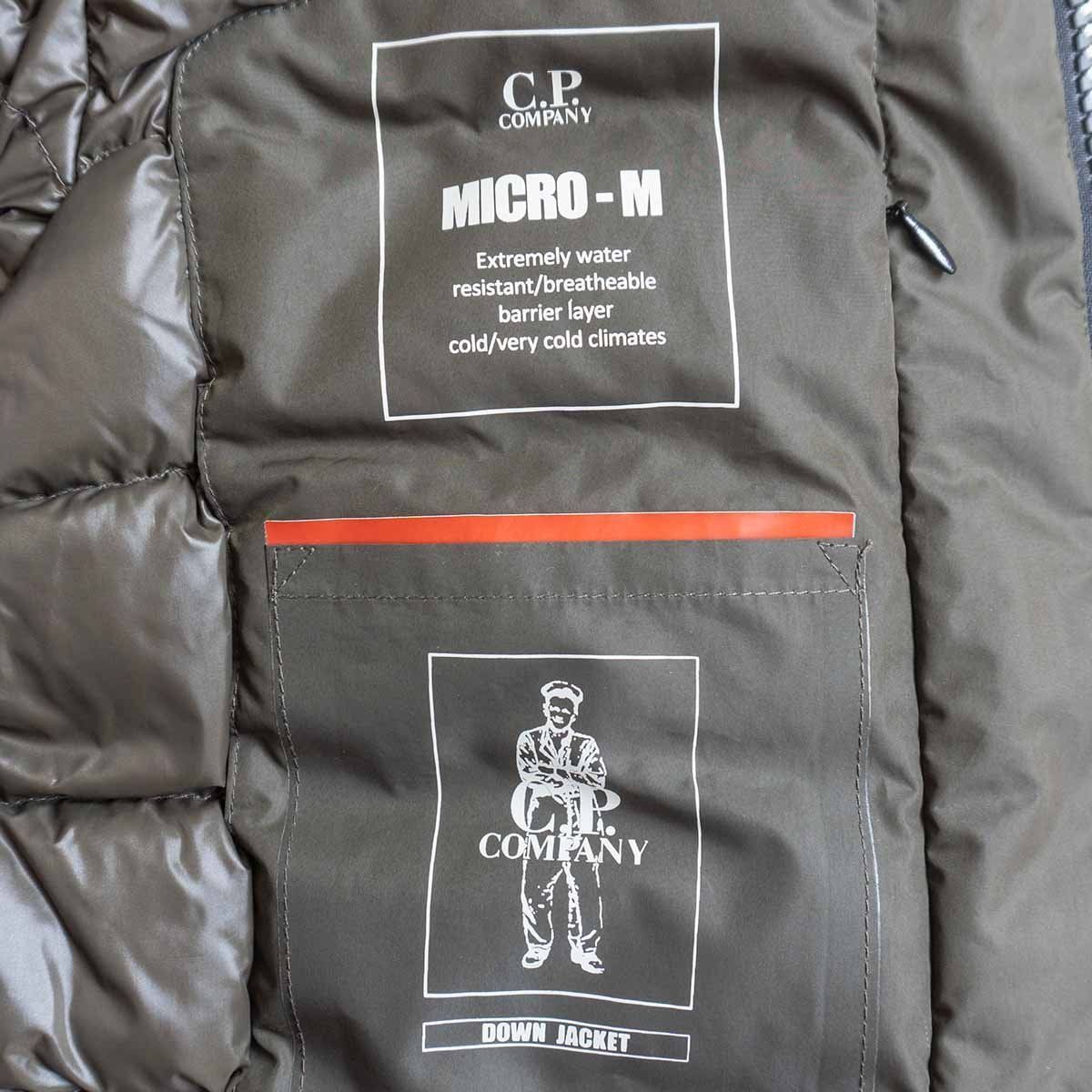 未使用品】C.P. COMPANY【MICRO-M DOWN FLIGHT JACKET】46