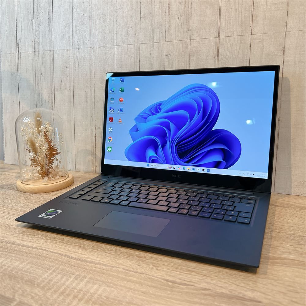 ✨有機EL✨NECノートPC LAVIE VEGA LV750/RAL 第9世代i7 SSD512GB