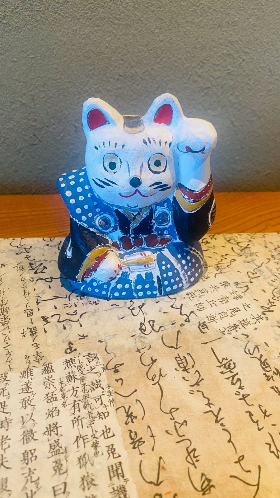 時代物 木彫獅子頭 朱漆塗金彩 幅54cm 獅子舞 神楽面 魔除 縁起物 骨董