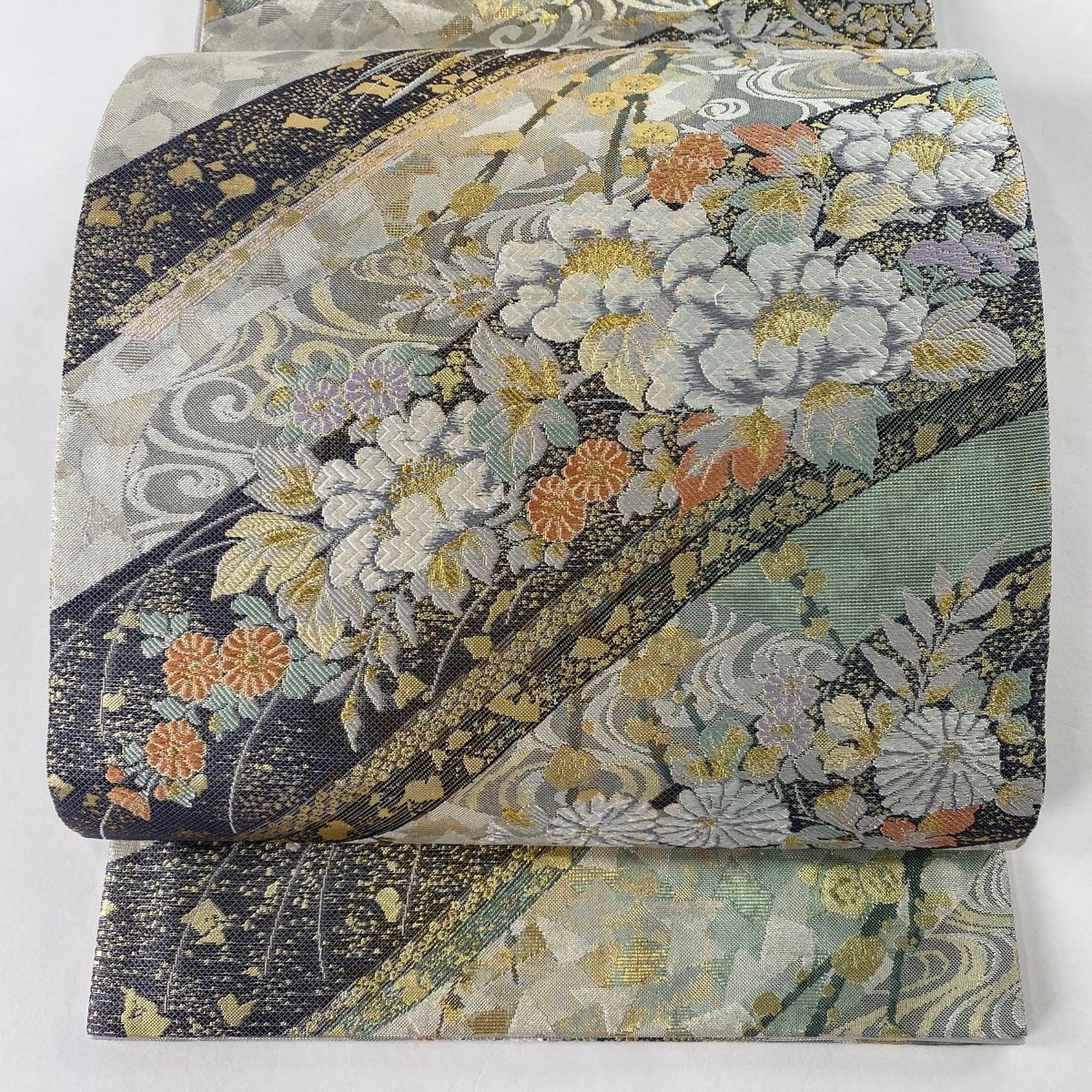 袋帯 美品 秀品 草花 流水 金銀糸 箔 灰緑 六通 正絹 【中古