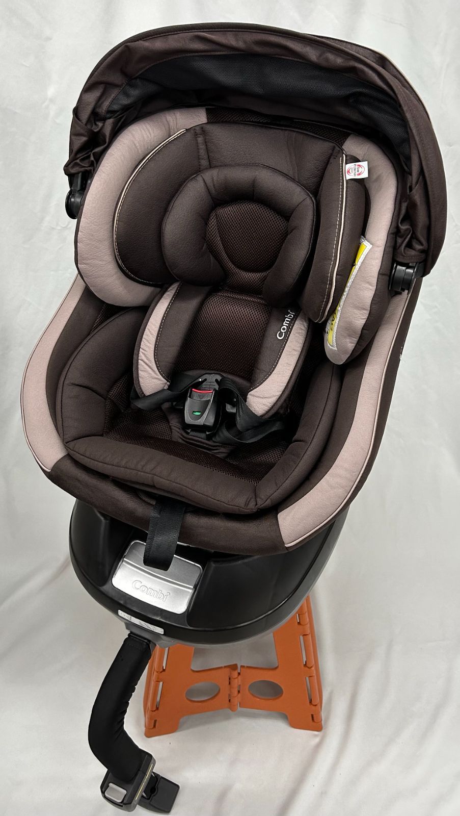 【美品】Combi ネルーム ISOFIX NF-600 新生児OK 付属品完備 ネルーム エッグショック NF-600｜コンビ公式ブランドストア