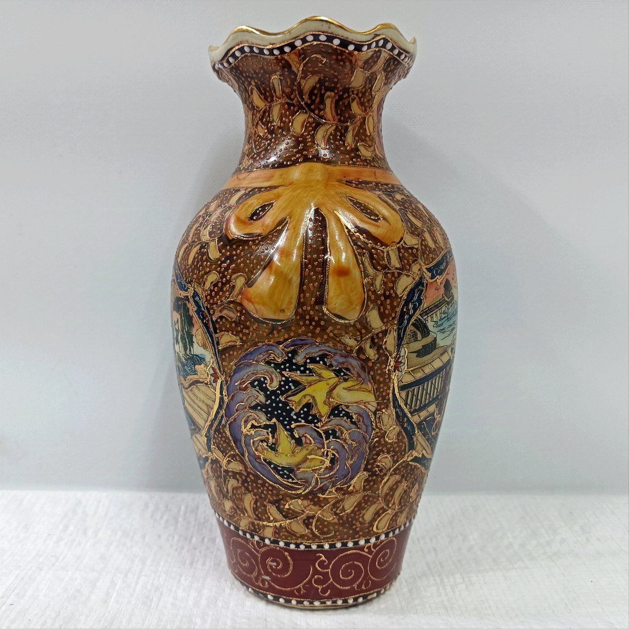 希少 古い薩摩焼 中国制造 金彩色絵白粒茶粒 花瓶 飾り壺 - メルカリ