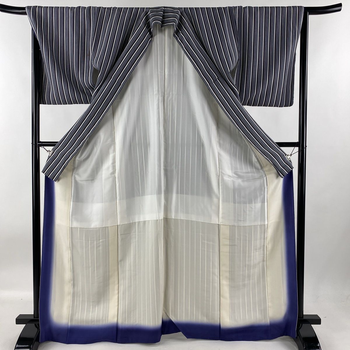 小紋 身丈169.5cm 裄丈66cm M 袷 縦縞 青灰色 正絹 美品 秀品 【中古  