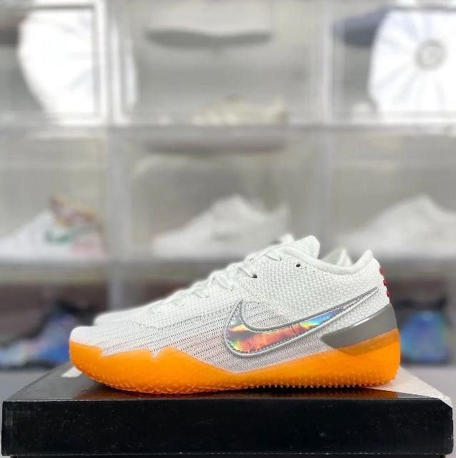 新品、未使用 ナイキ Nike Kobe AD NXT 360 Multi-Color 