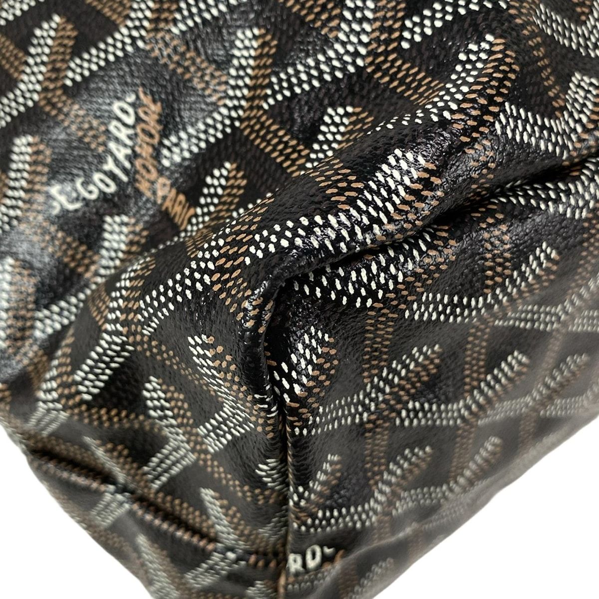 GOYARD