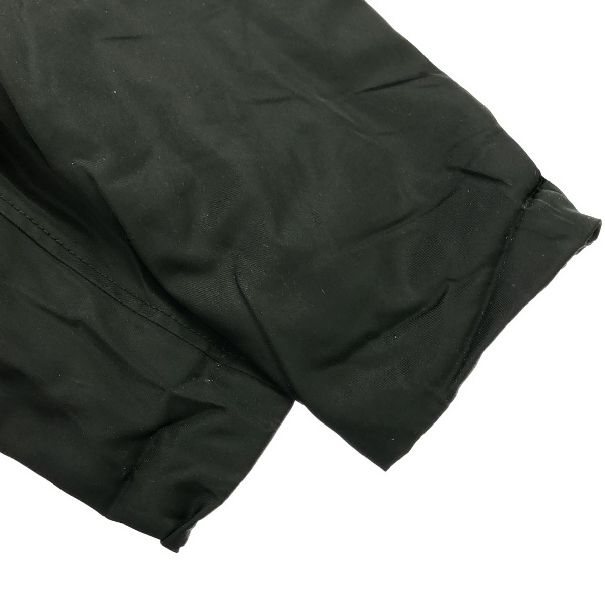 PRADA プラダ ビンテージ タフタ コート 黒 40　ヴィンテージ PRADA プラダ ヴィンテージ ナイロンパテッドコート ブラック S