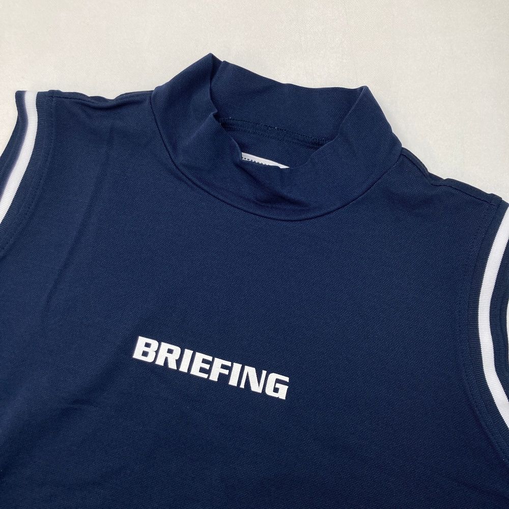 ノースリーブシャツ