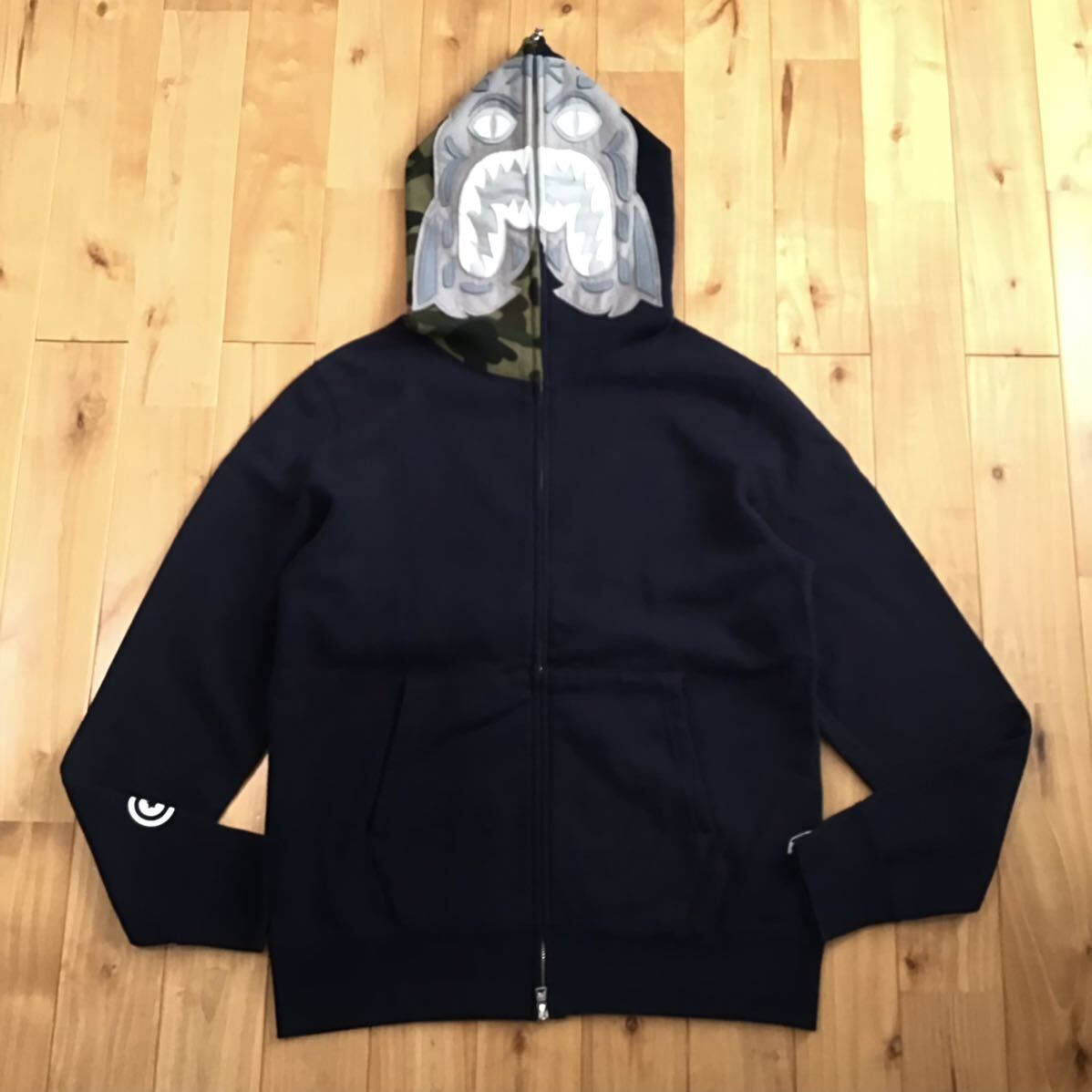 APE BAPE KAWS TIGER タイガージャケット CAMO パーカー
