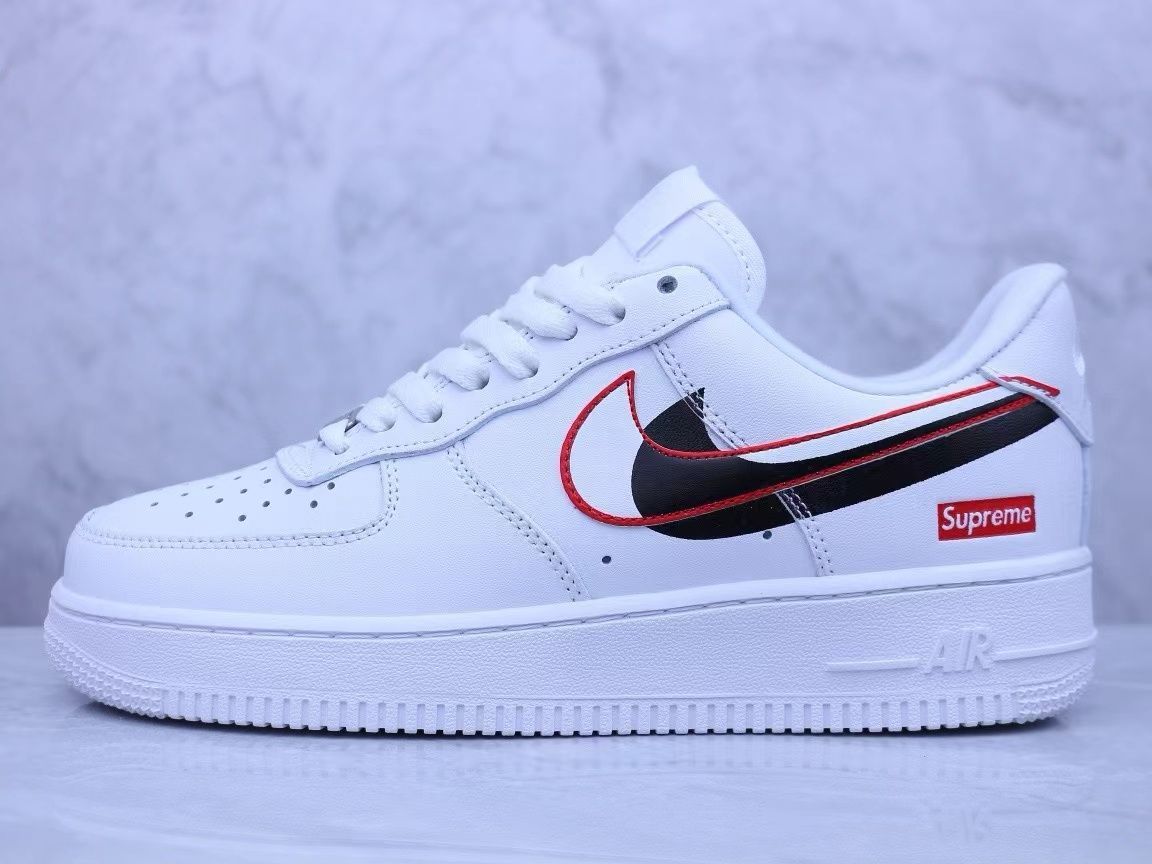 ナイキ NIKE シュプリーム ×NIKE FORCE 1 スニーカー ホワイト CU9225-100 正規品 並行輸入品 /スニーカー/しろ/