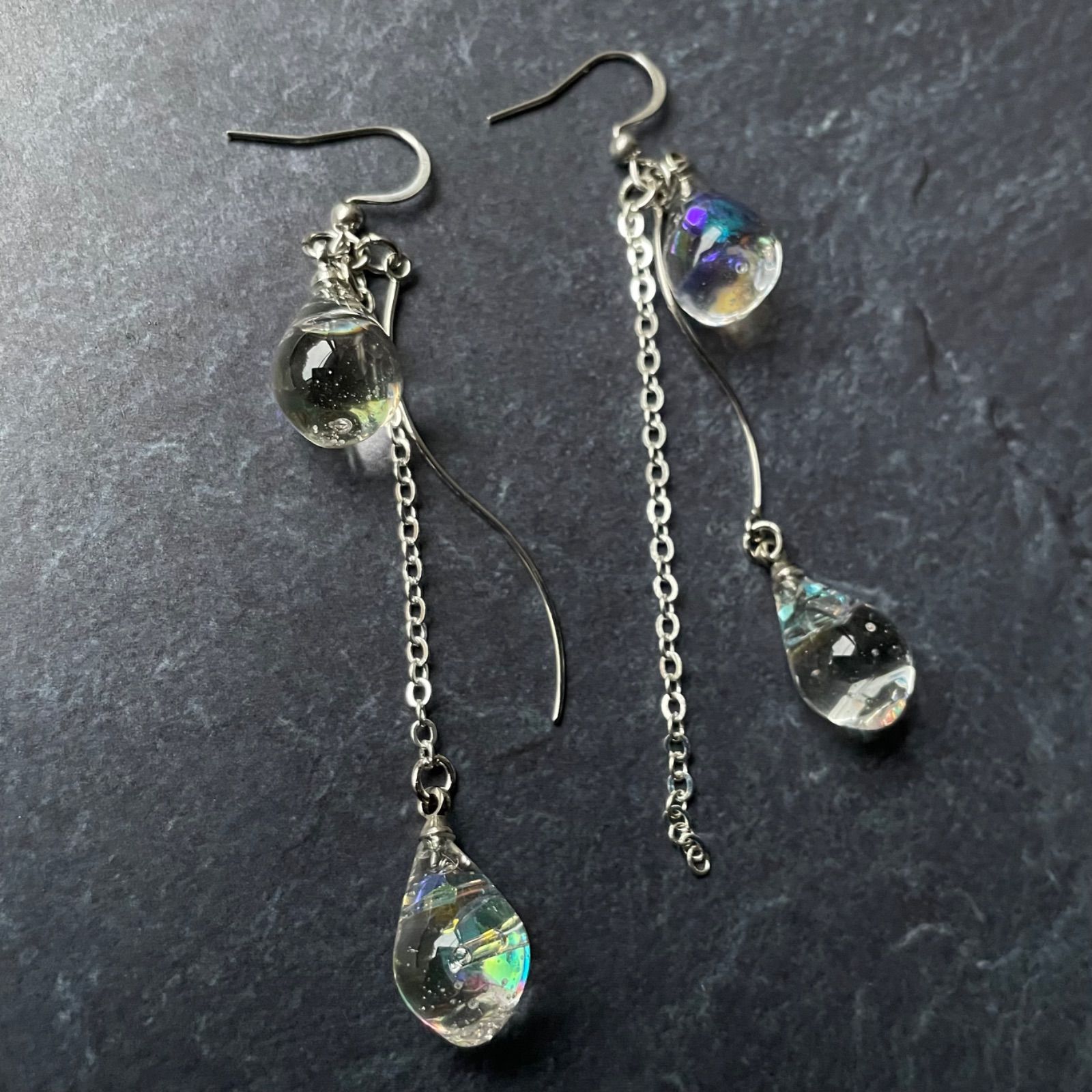 雨の雫ピアス サージカルステンレス イヤリング変更可能 水滴 レジン