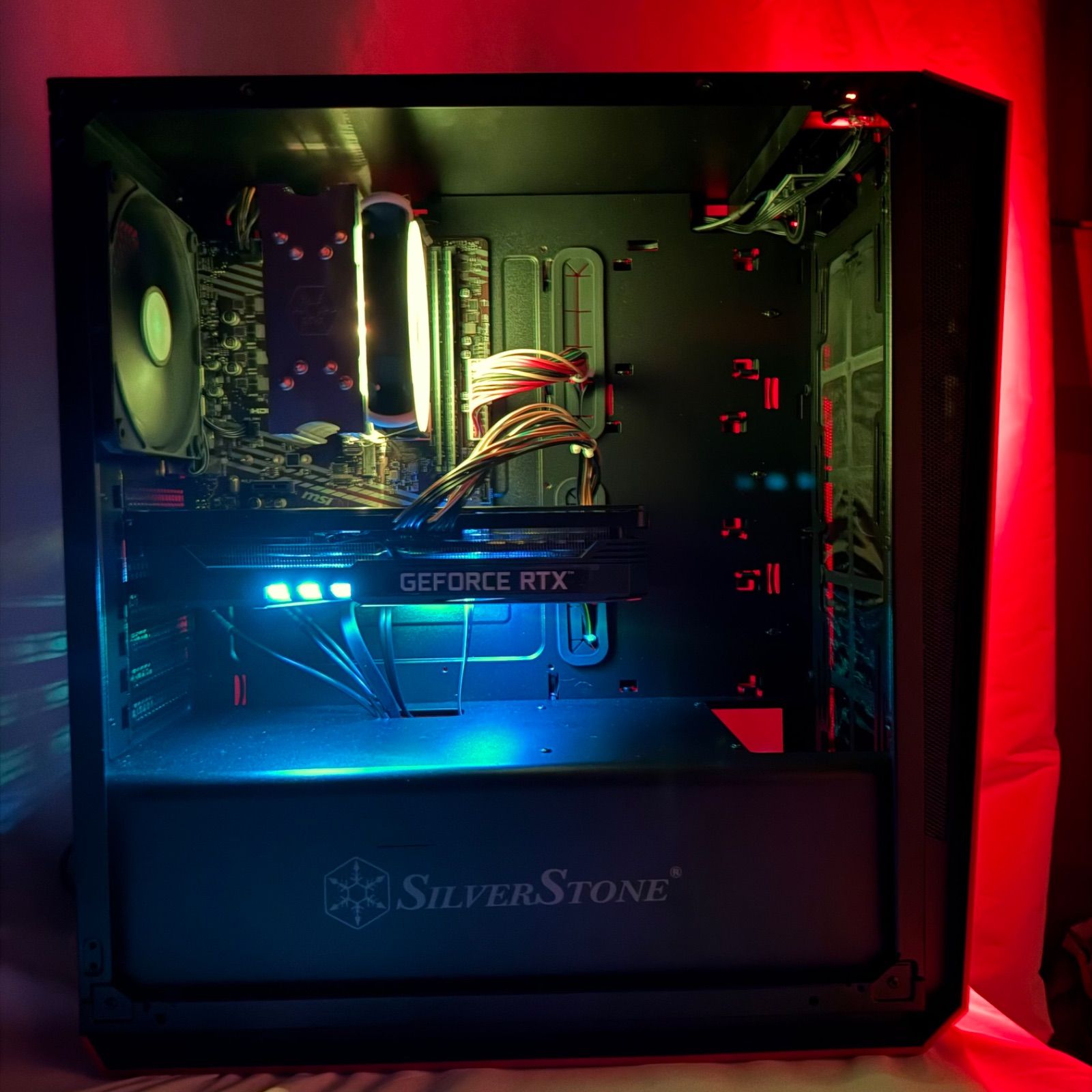 【新品ケース】コンパクトゲーミングPC Ryzen5 RX570 8GB AMD Ryzen7 5700x／RTX4060 8G コスパ最強 ゲーミングPC DDR4