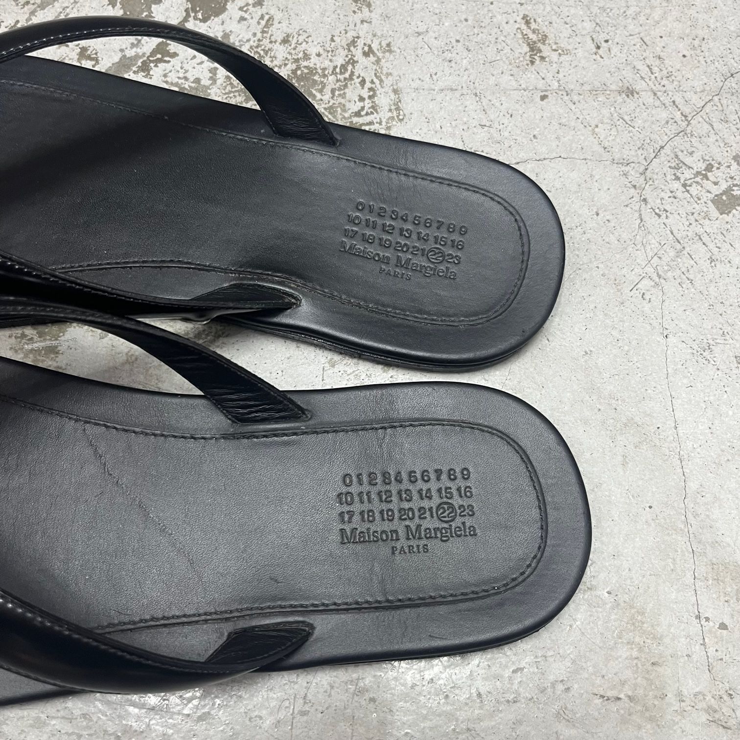 Maison Margiela 足袋 レザー サンダル S57WX0023 メゾンマルジェラ 43 70931A1 - メルカリ