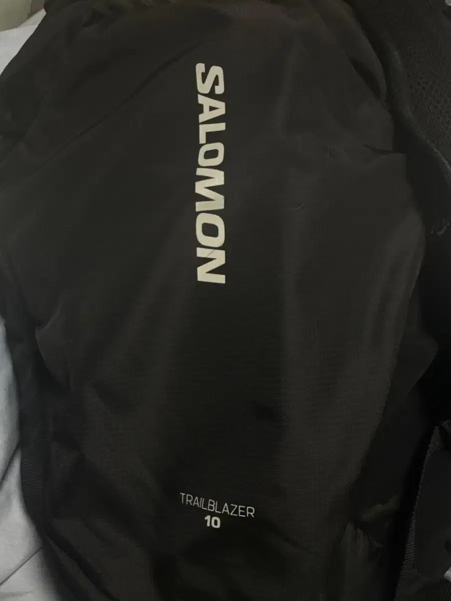 Salomon サロモン バッグ 販売