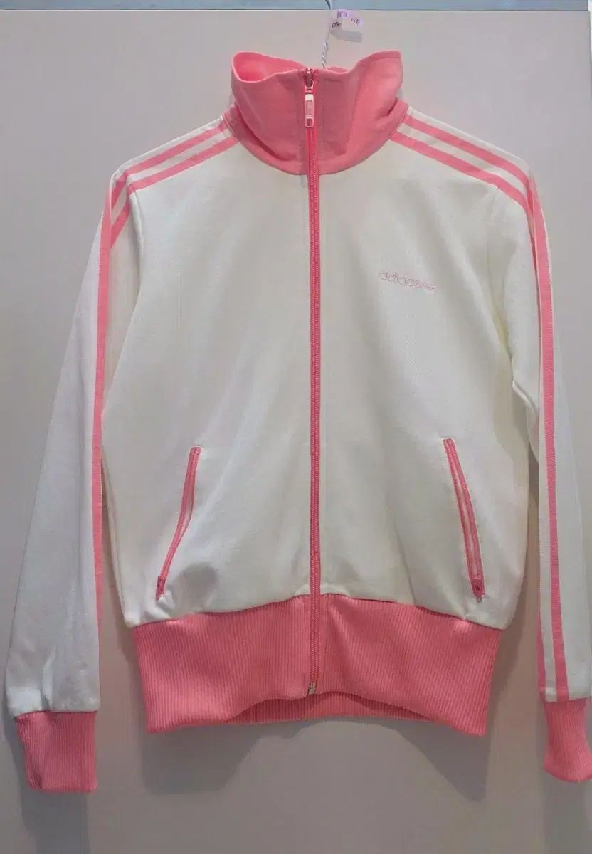 adidas アディダス セール ファイヤーバード 薄ピンク ジャージ トラックトップス