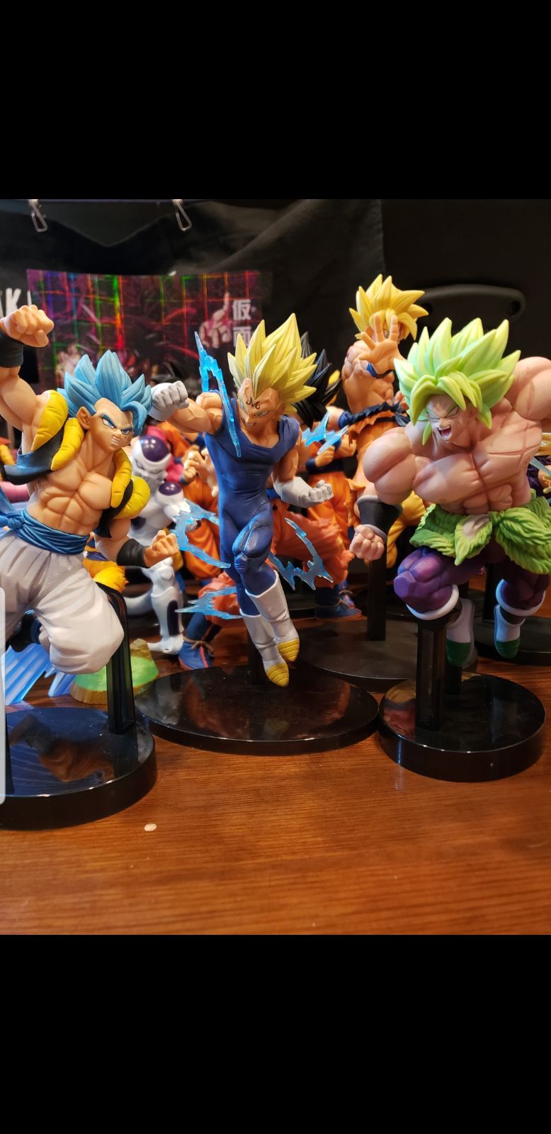 ドラゴンボール フィギュア セット。 ドラゴンボール フィギュア17体セット販売＋ドラゴンボール風